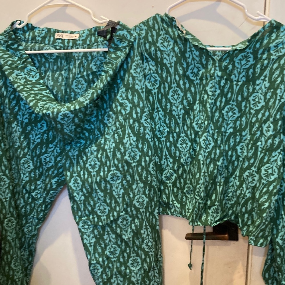 Zara Teal and Dark Green Patterned Top